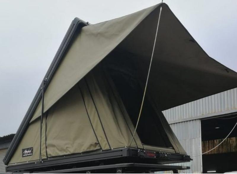 Bushco AX27™ Clamshell Rooftop Tent