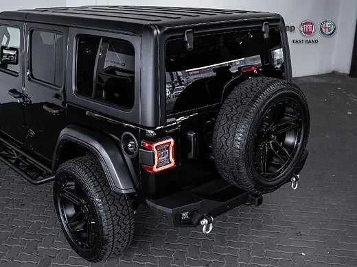 JL Longhorn Stubby Rear LED Tow Bar Bumper