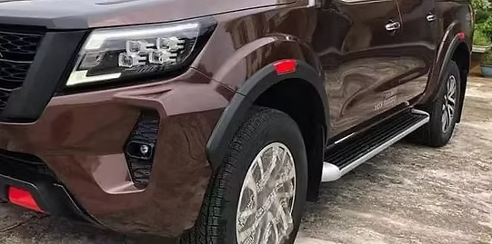 NAVARA NP300 16-19 Wheel Arches Fender Flares