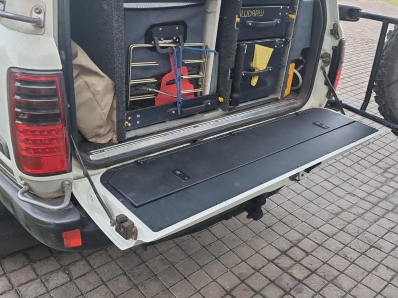 UBA Tailgate Insert Isuzu Dmax 2013-2021