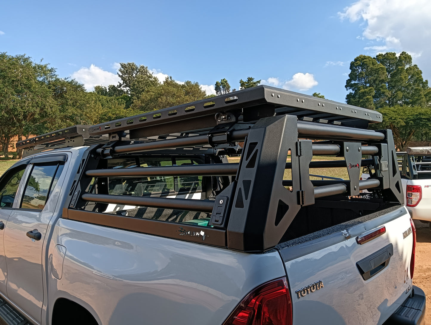 Hilux Double Cab Rack Deluxe Cattle Rails