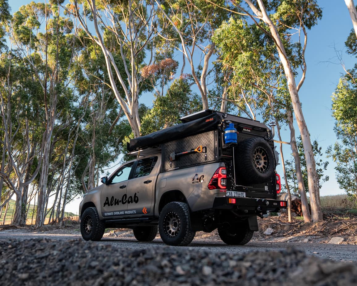 Alu-Cab  CANOPY CAMPER - BASIC UNIT LAND CRUISER/DC - BLACK