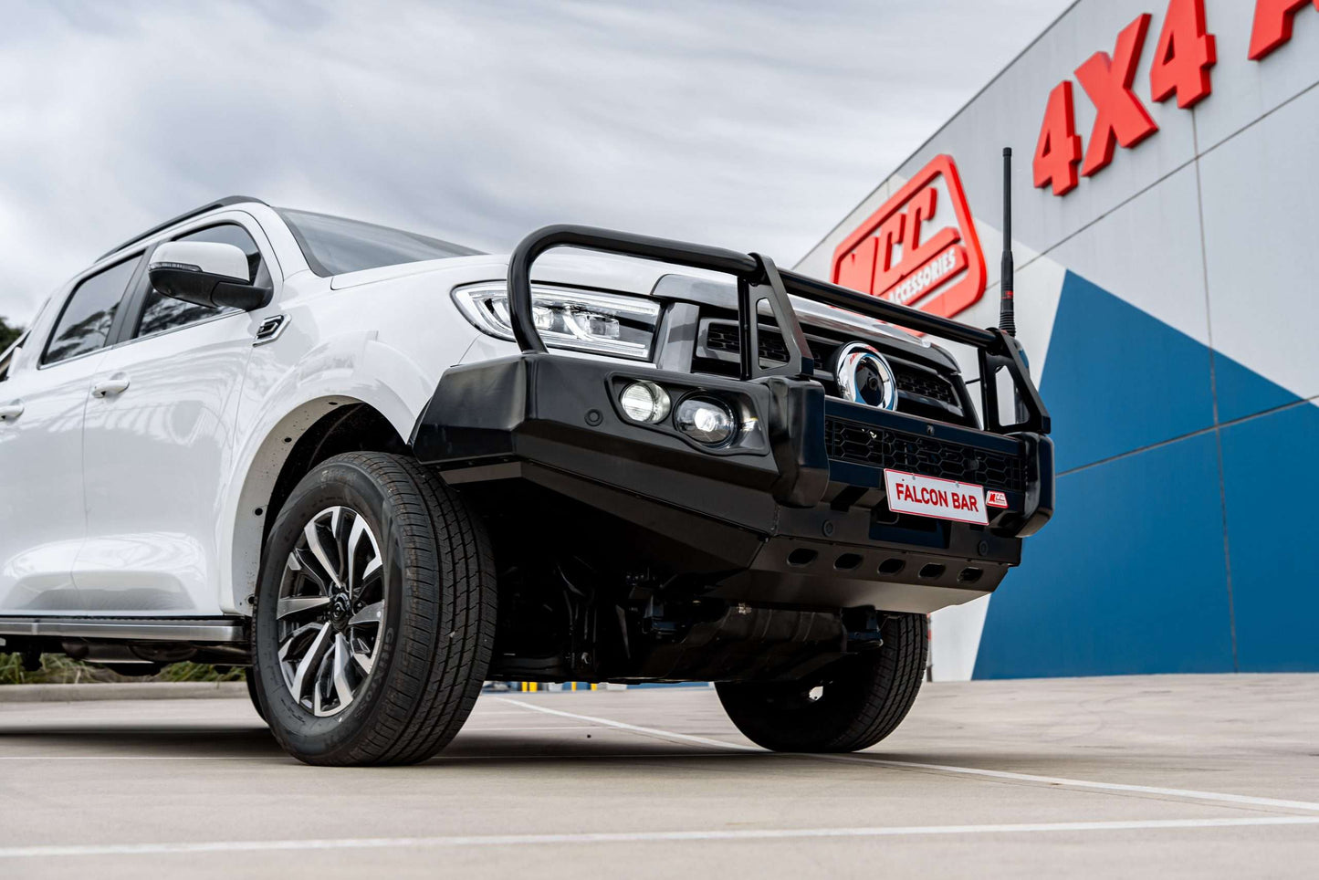 MCC Post Type Front Bumper Replacement Bullbar for GWM P-Series 300 2025 TO CURRENT