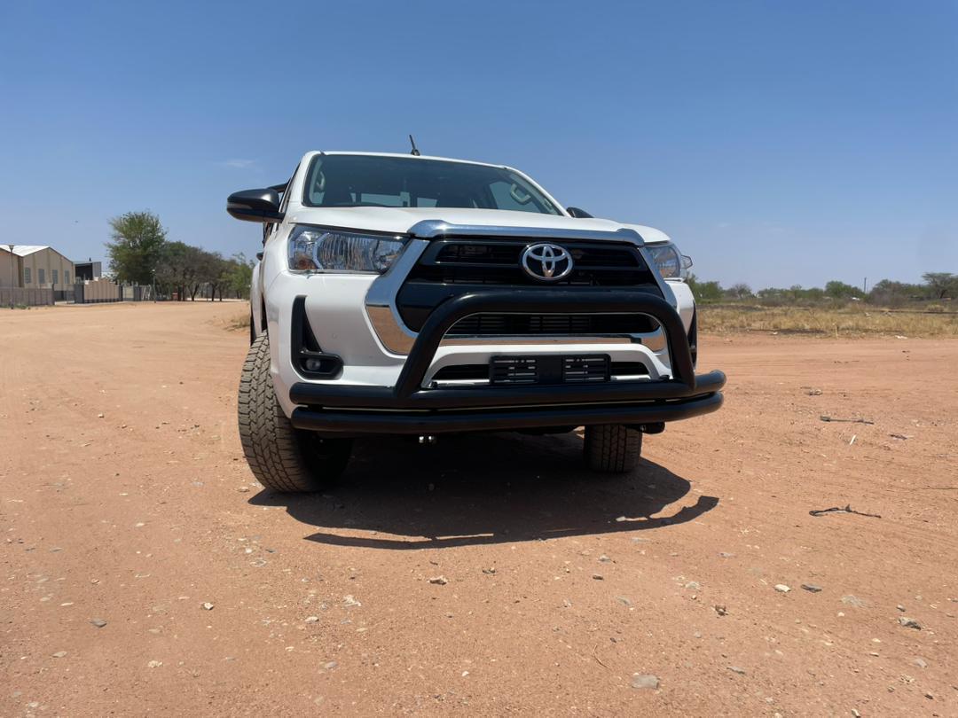 Hilux Henco Nudgebar