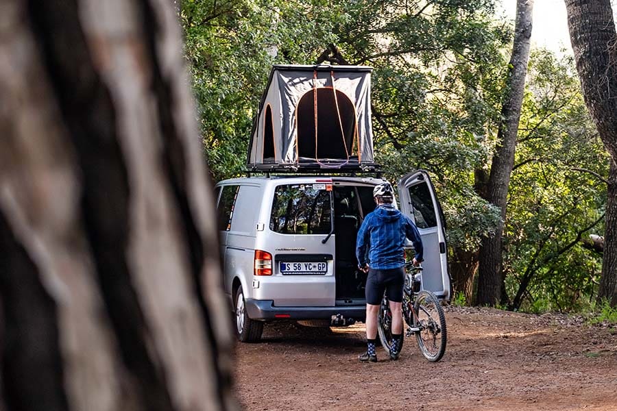 Alu-Cab LT-50 Lightweight Roof Tent