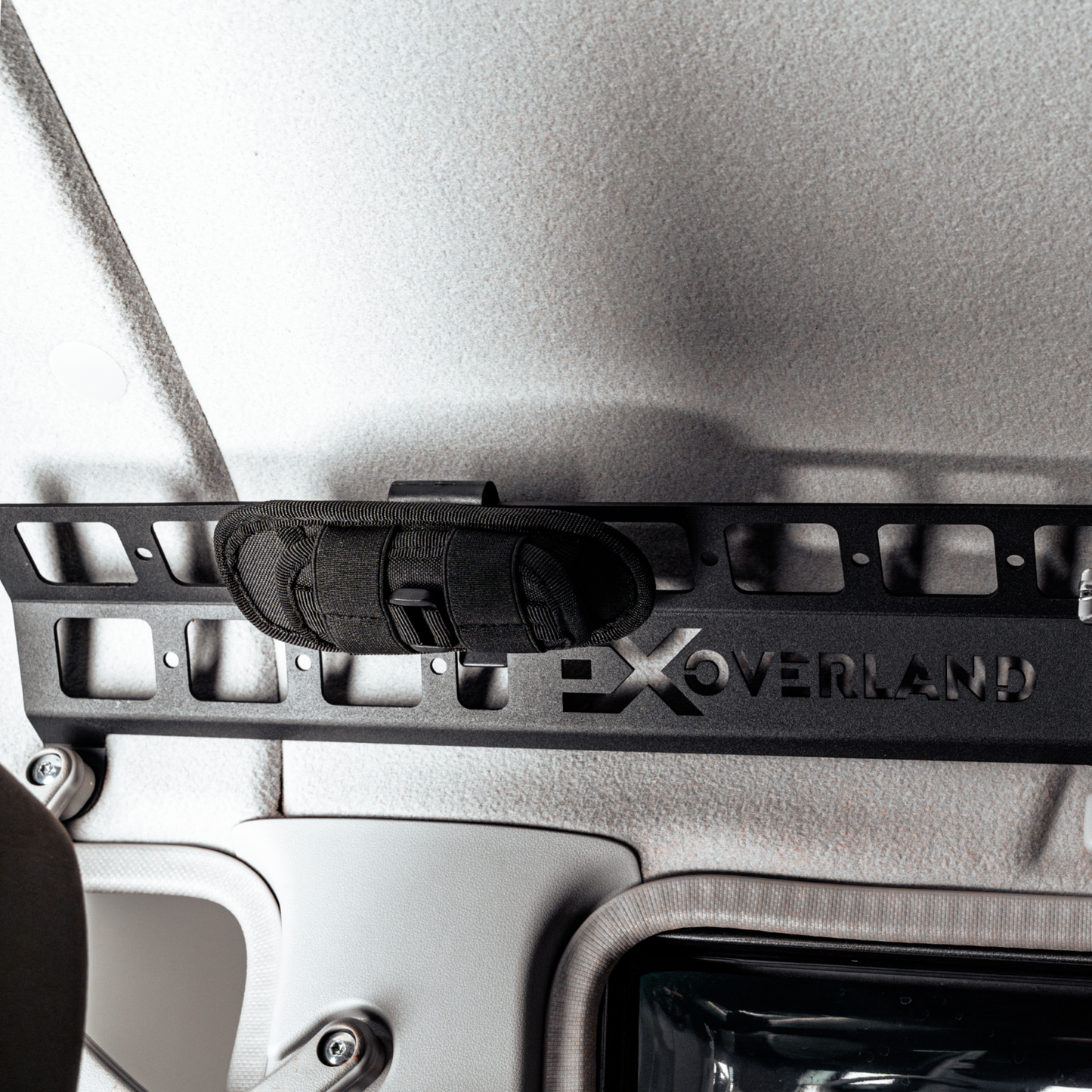 Molle Grab Handle Set – [Land Cruiser 79 DC]