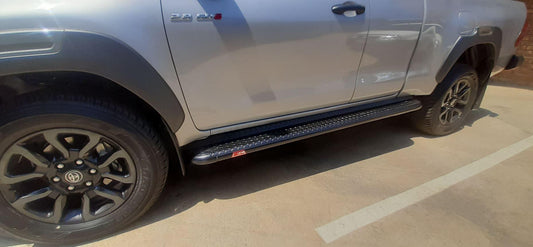 TOYOTA HILUX GD6 2016 TO CURRENT DOUBLE/EXTENDED CAB SIDE STEPS