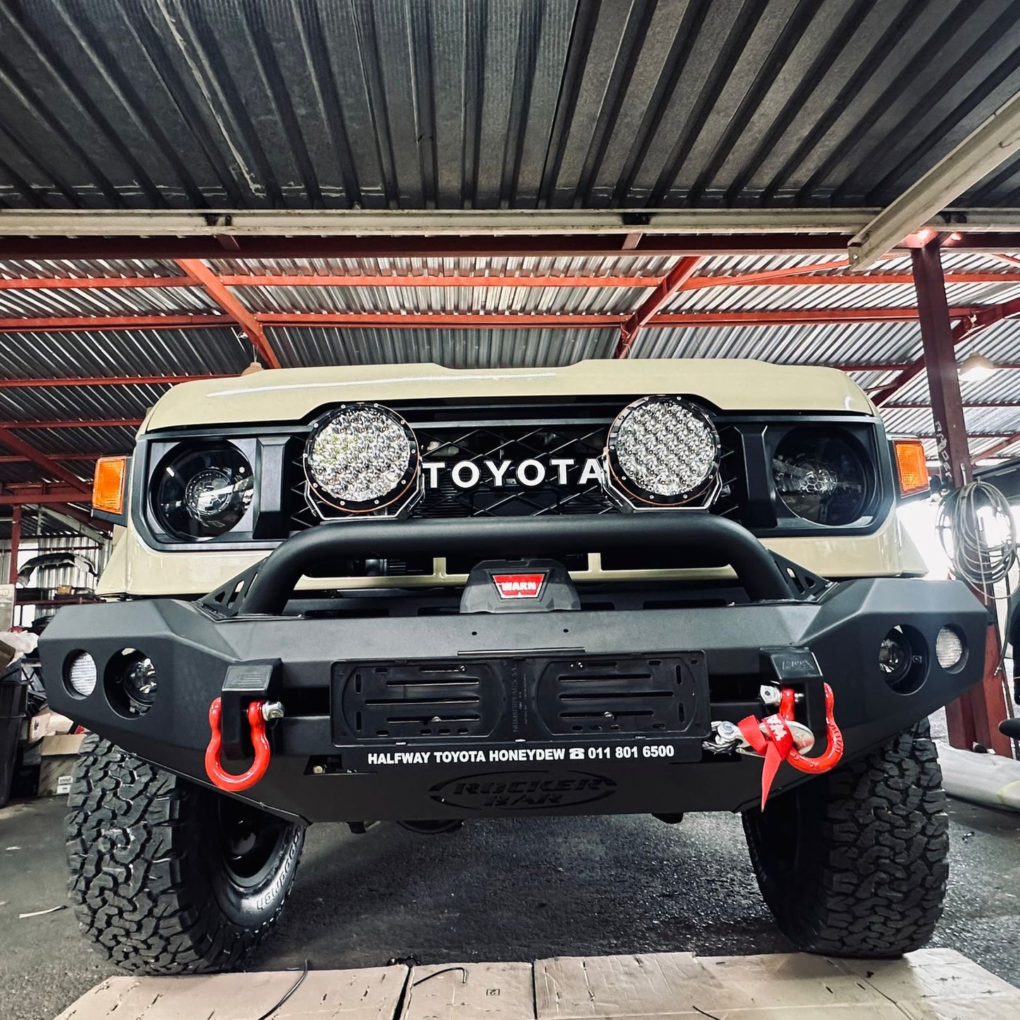 MCC Low Loop Rocker Front Bumper Replacement Bullbar for Toyota LandCruiser 70 Series 2007+