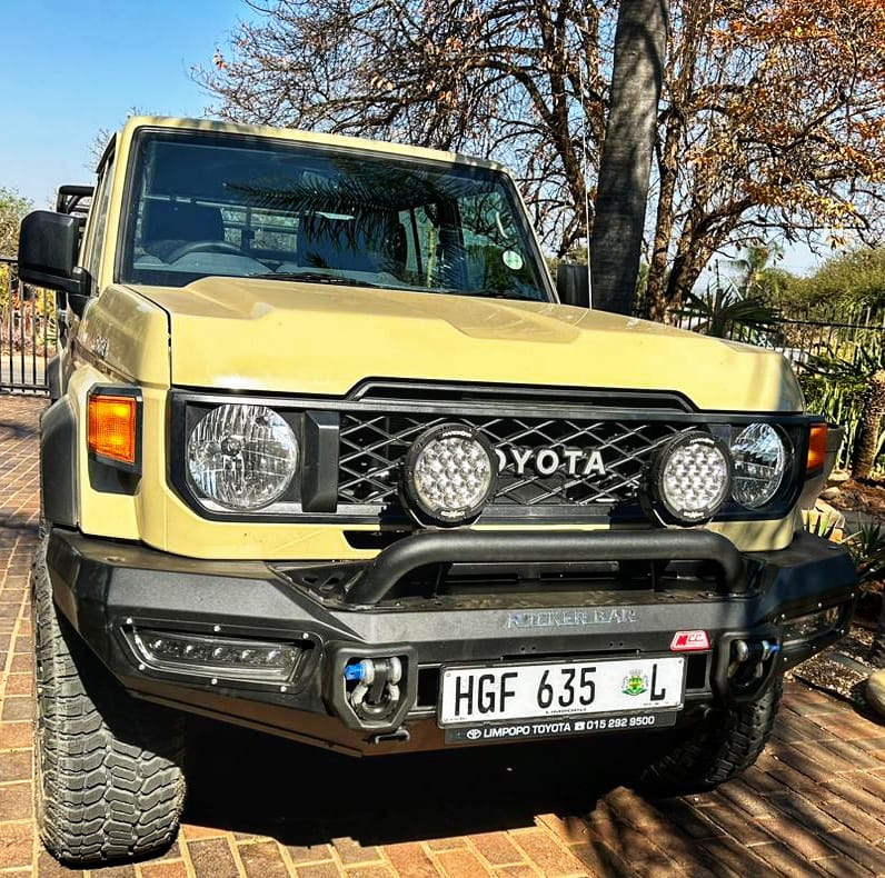 MCC Post Type Front Bumper Replacement Bullbar for LandCruiser 70 79 Series MY24 2024+