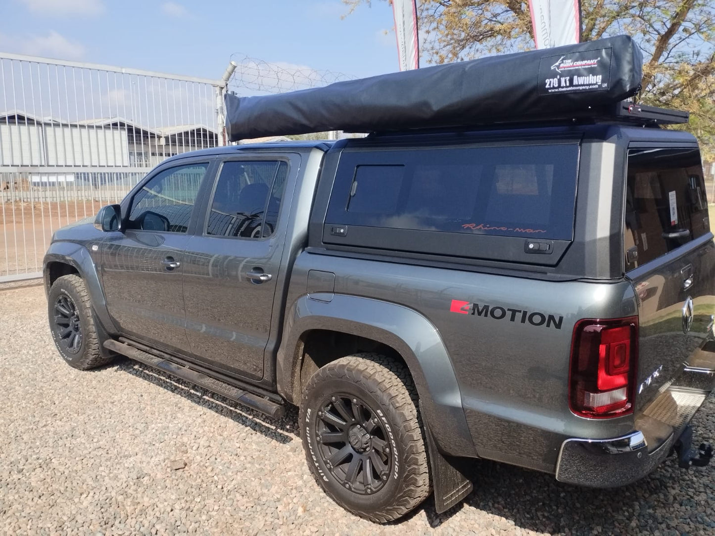 270 XT™ AWNING MK2