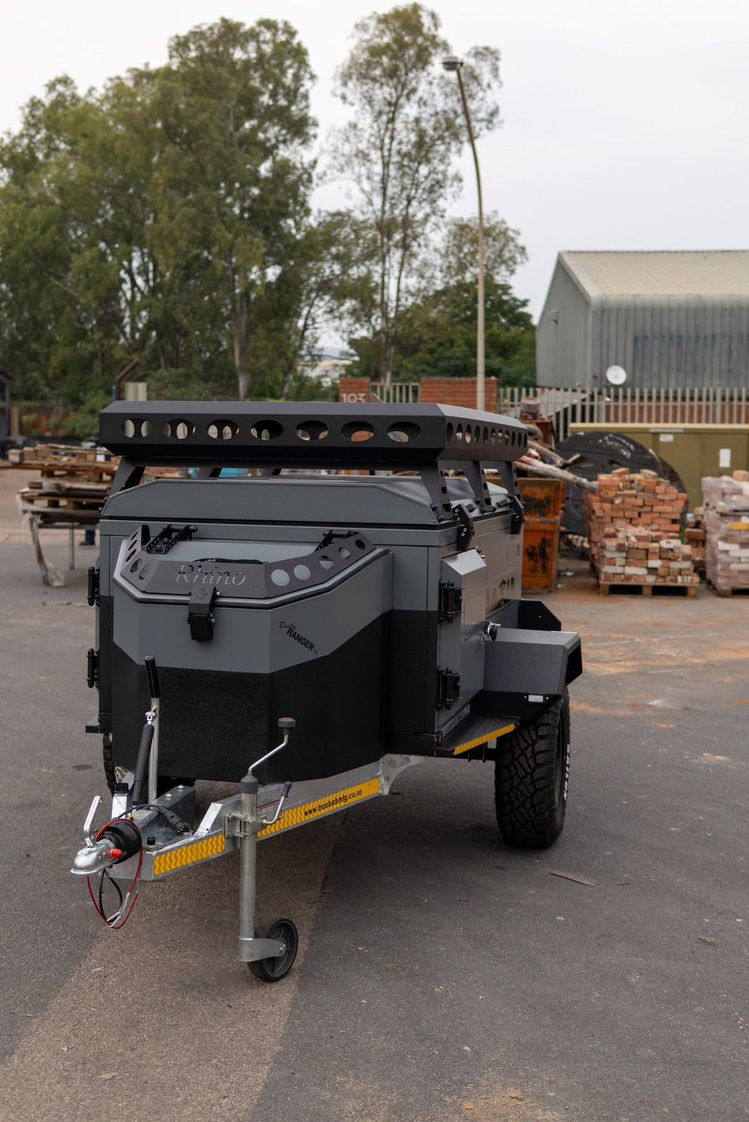 Bushy - Rhino Ranger 1100 KG GVM
