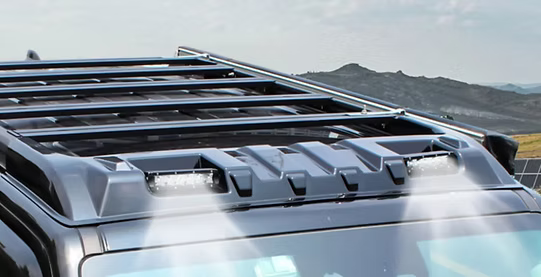 Roof Rack Spoil with LED