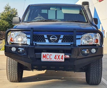 Nissan NP300 2009+ MCC Post Type Replacement Bumper