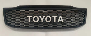 Toyota Hilux D4D Grill (2012 - 2015)